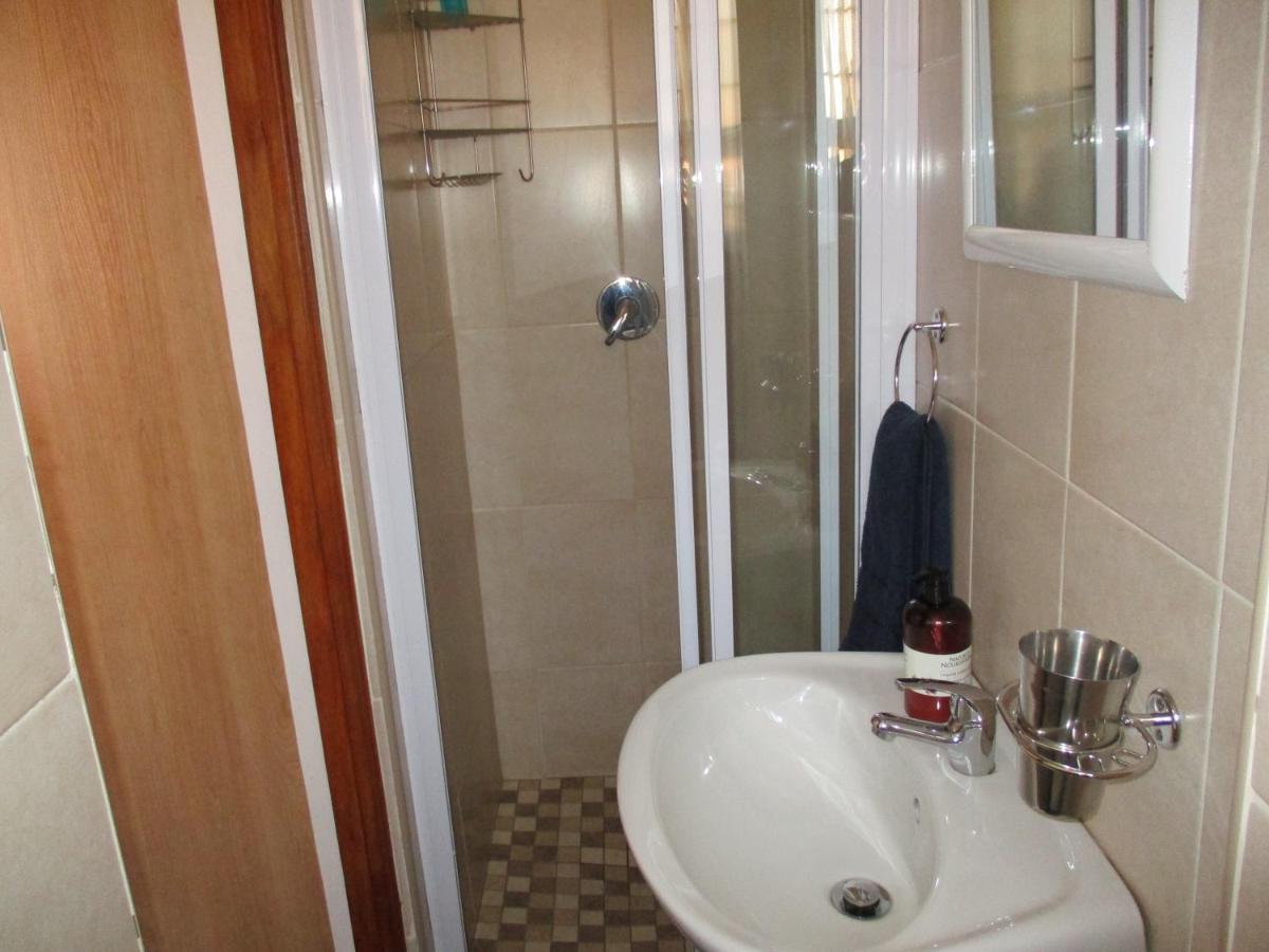 White Rose Guest House Vanderbijlpark Zewnętrze zdjęcie
