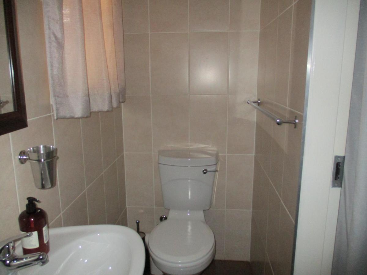 White Rose Guest House Vanderbijlpark Zewnętrze zdjęcie