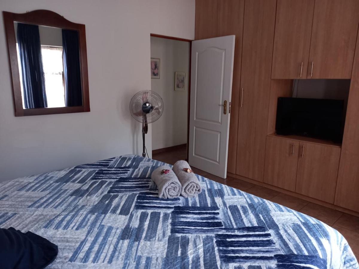 White Rose Guest House Vanderbijlpark Zewnętrze zdjęcie